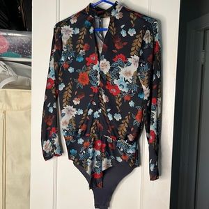 Zara floral bodysuit size S